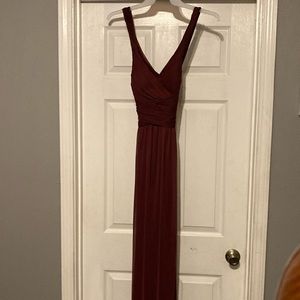 David’s bridal size 6 bridesmaid dress burgundy/maroon colored
